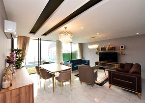 Вилла планировки 5+1 в центральном районе Алании