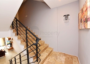 Вилла планировки 5+1 в центральном районе Алании