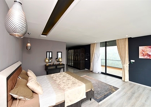 Вилла планировки 5+1 в центральном районе Алании