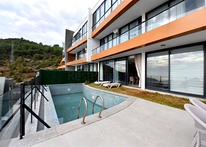 Вилла планировки 5+1 в центральном районе Алании