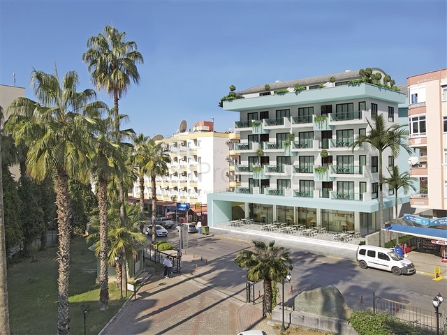 Инвестиционный проект в центре Алании в 200 м от моря 