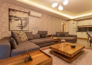 Меблированная квартира 2+1 на первой береговой линии в Махмутларе