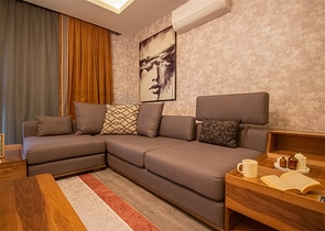 Меблированная квартира 2+1 на первой береговой линии в Махмутларе