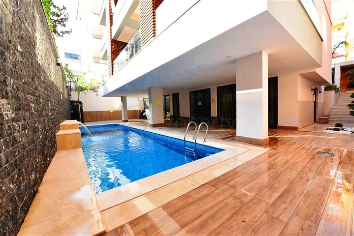 1+1 в самом центре Алании