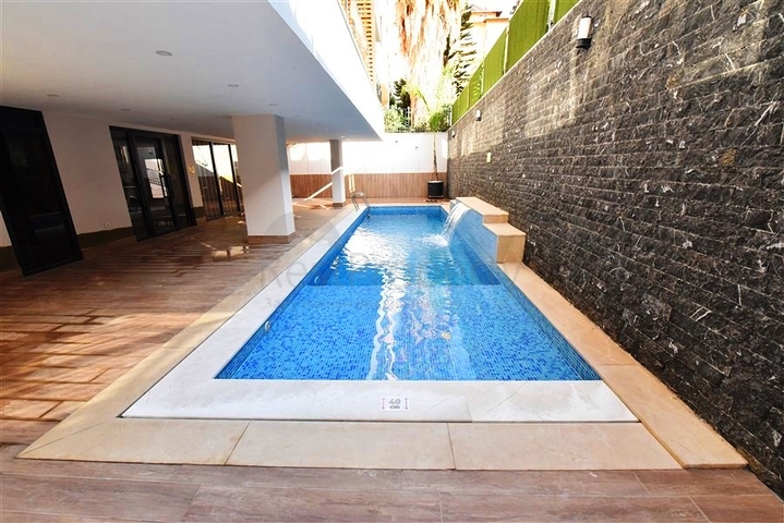 1+1 в самом центре Алании