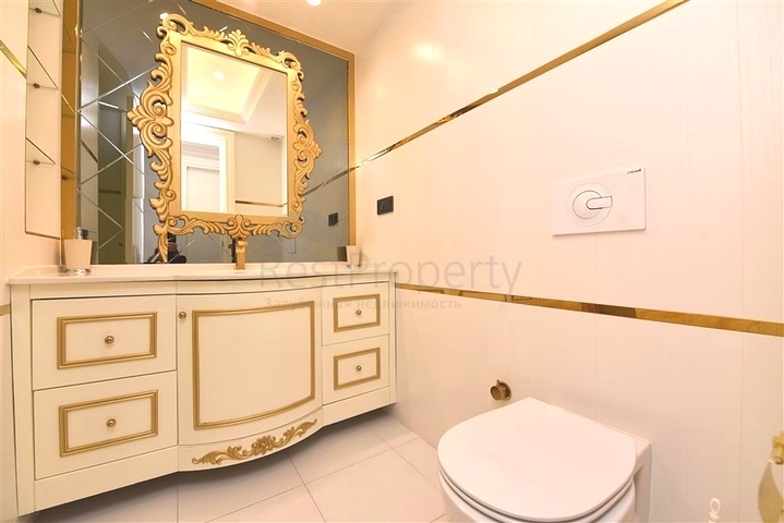 Квартира 2+1 в топовом комплексе в центре Алании