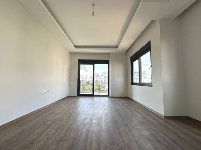 Квартира в Оба планировки 2+1 с отдельной кухней