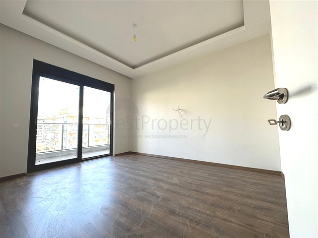 Квартира в Оба планировки 2+1 с отдельной кухней