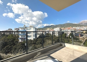 Квартира в Оба планировки 2+1 с отдельной кухней