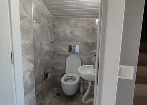 Трехкомнатный пентхаус в жилом комплексе с инфраструктурой