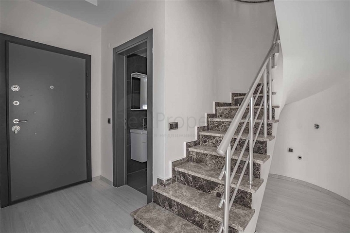 Пентхаус 3+1 в районе Оба