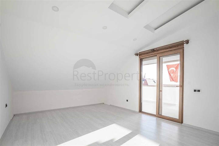 Пентхаус 3+1 в районе Оба