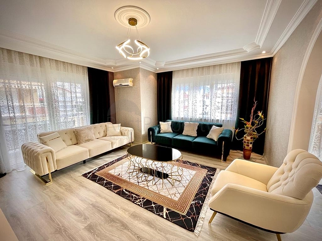 Большой пентхаус в Обе рядом с морем  