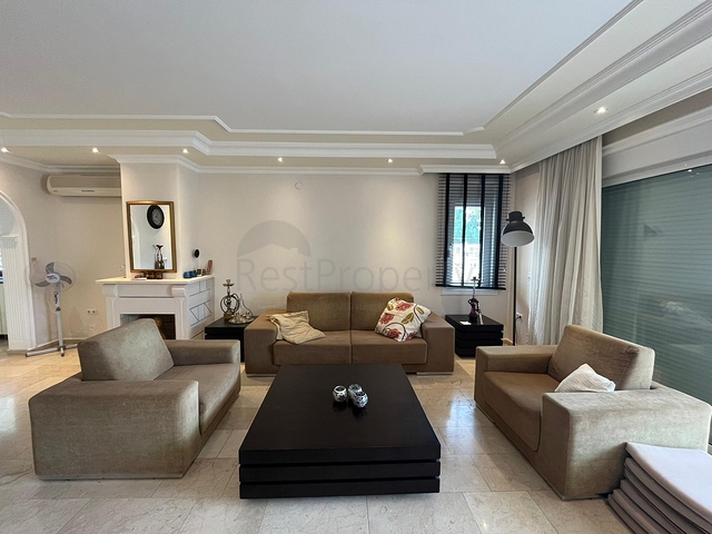 Вилла 3+1 в районе Махмутлар 