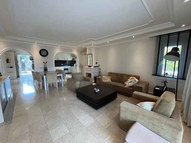 Вилла 3+1 в районе Махмутлар 