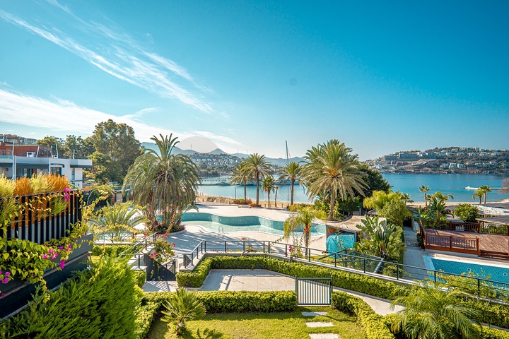 Шикарные видовые апартаменты на первой линии в элитном районе Ялыкавак Шикарные видовые апартаменты на первой линии в элитном районе Ялыкавак