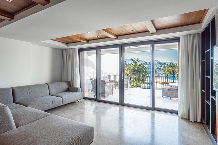 Шикарные видовые апартаменты на первой линии в элитном районе Ялыкавак Шикарные видовые апартаменты на первой линии в элитном районе Ялыкавак