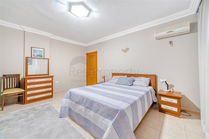 Пентхаус 4+1 в центре города