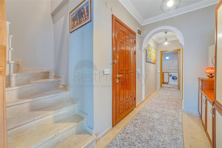 Пентхаус 4+1 в центре города