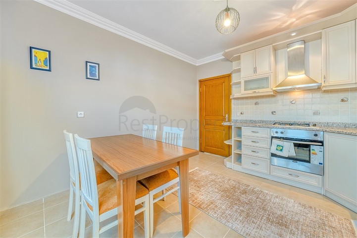 Пентхаус 4+1 в центре города