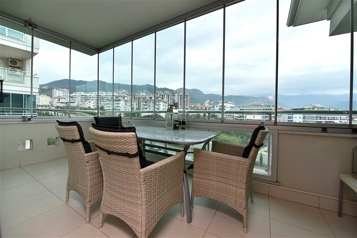 Квартира 7+1 с отдельной кухней в районе Джикджили