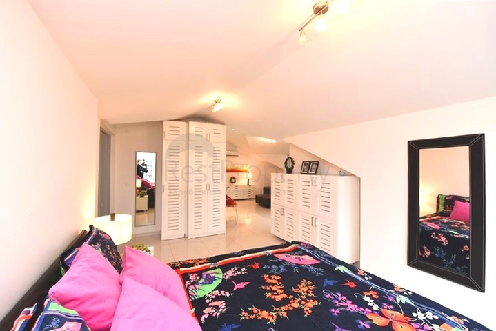 Квартира 7+1 с отдельной кухней в районе Джикджили