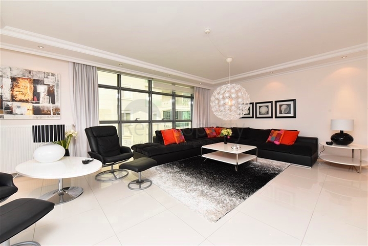 Квартира 7+1 с отдельной кухней в районе Джикджили