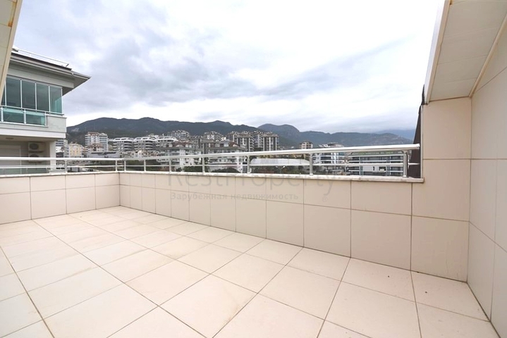 Квартира 7+1 с отдельной кухней в районе Джикджили