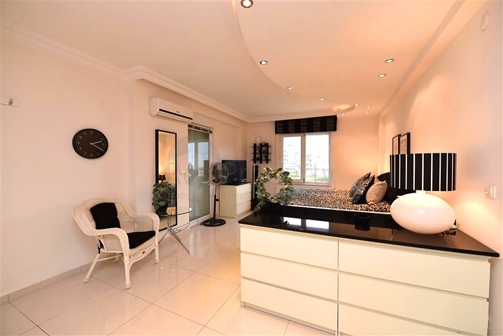 Квартира 7+1 с отдельной кухней в районе Джикджили