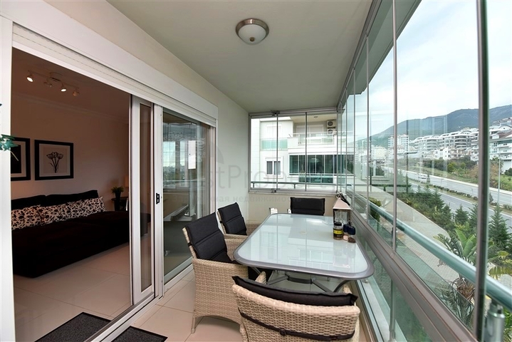 Квартира 7+1 с отдельной кухней в районе Джикджили