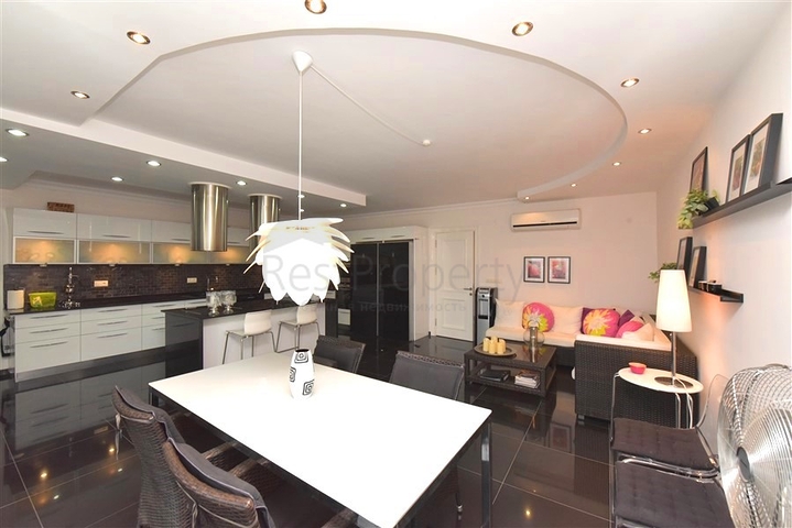 Квартира 7+1 с отдельной кухней в районе Джикджили