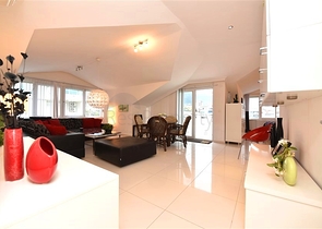 Квартира 7+1 с отдельной кухней в районе Джикджили