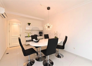 Квартира 7+1 с отдельной кухней в районе Джикджили