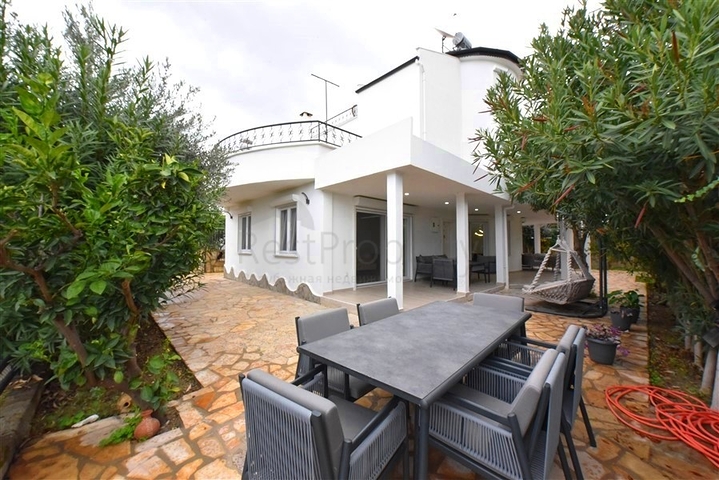 Меблированная вилла в районе Авсаллар