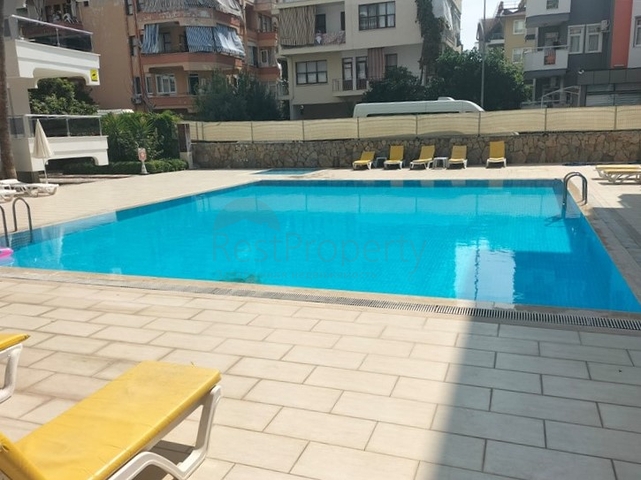 Большой пентхаус планировкой 4+1