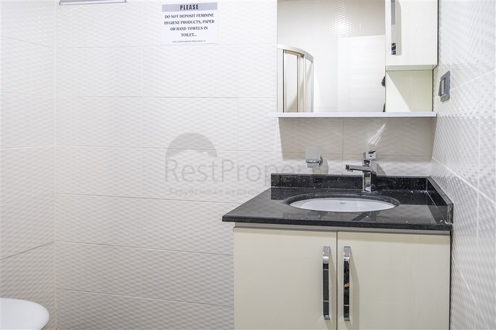 Большой пентхаус планировкой 4+1