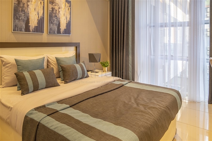 Большой пентхаус планировкой 4+1