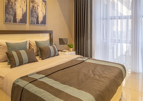 Большой пентхаус планировкой 4+1