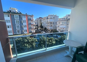 Большой пентхаус планировкой 4+1