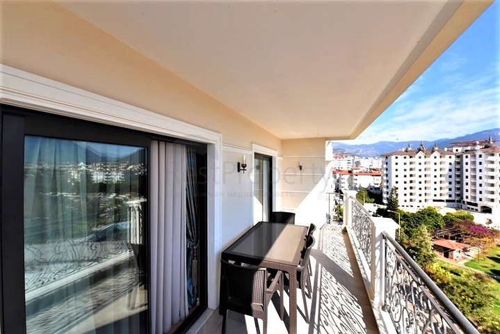 Шикарная квартира от собственника в комплексе премиального уровня планировкой 2+1