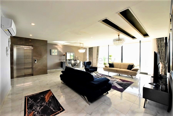 Вилла планировки 5+1 с шикарным видом на Аланию