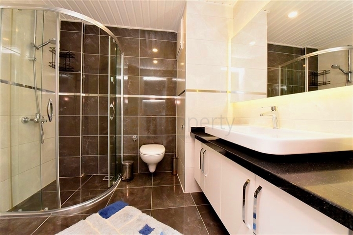 Вилла планировки 5+1 с шикарным видом на Аланию