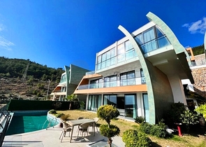 Вилла планировки 5+1 с шикарным видом на Аланию