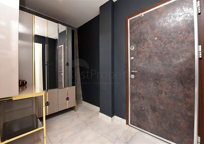 Трехэтажная вилла планировкой 5+1 в самом центре Алании