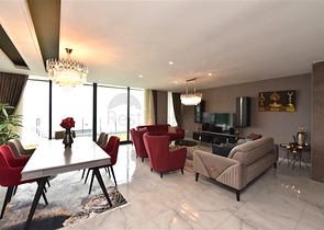 Трехэтажная вилла планировкой 5+1 в самом центре Алании