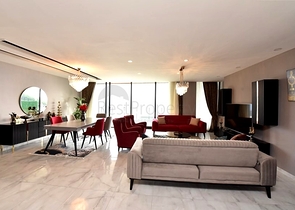 Трехэтажная вилла планировкой 5+1 в самом центре Алании