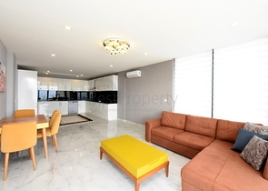 Трехэтажная вилла планировкой 5+1 в самом центре Алании