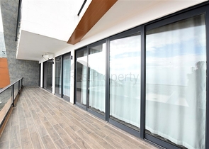 Трехэтажная вилла планировкой 5+1 в самом центре Алании