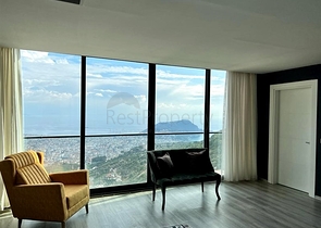 Трехэтажная вилла планировкой 5+1 в самом центре Алании