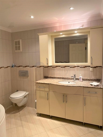 Просторная квартира 3+1 в Махмутларе